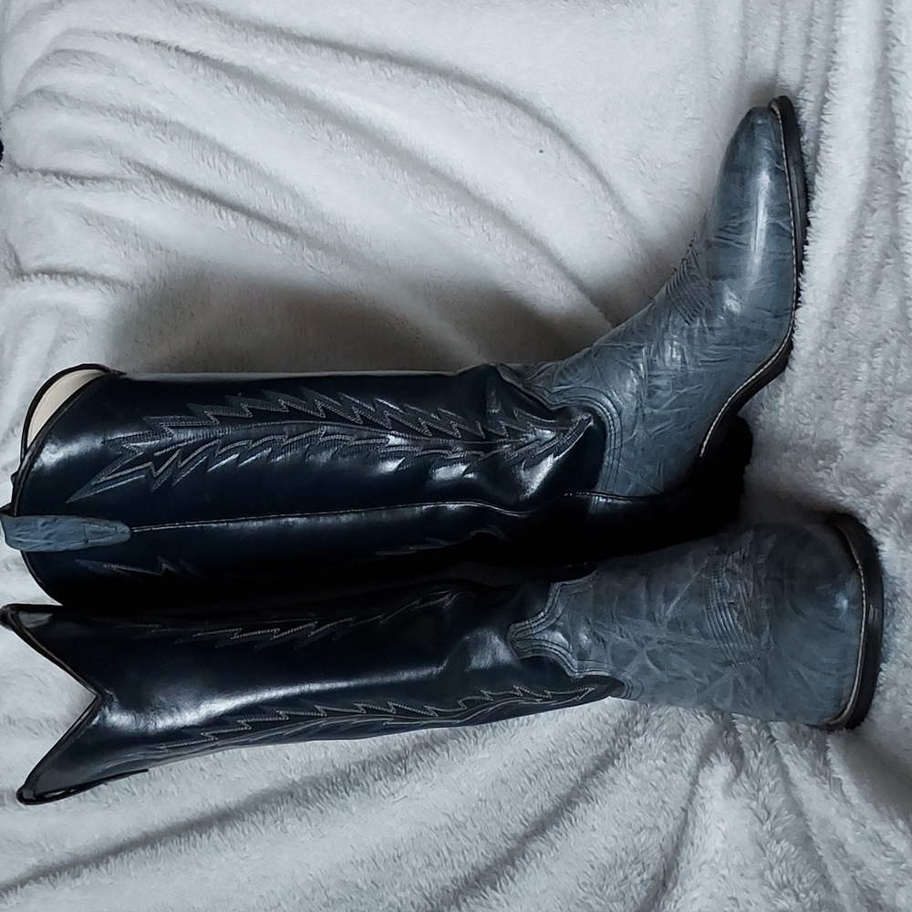 USA MADE Cowboy boots size 8.5 Denim color